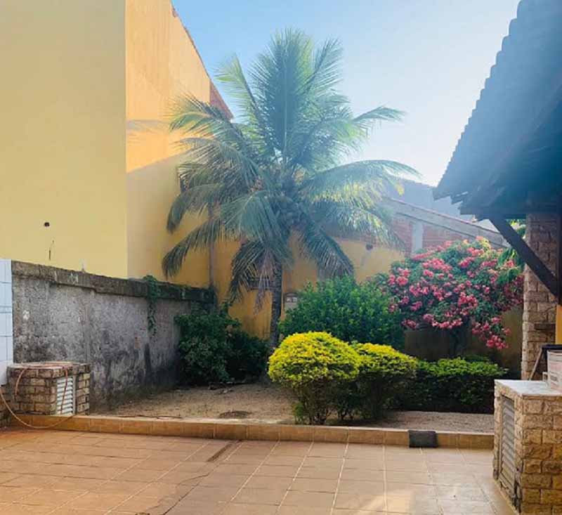 Vargem Pequena – Casa duplex