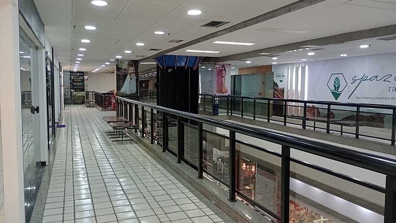 Sala no Barra Square Shopping Center