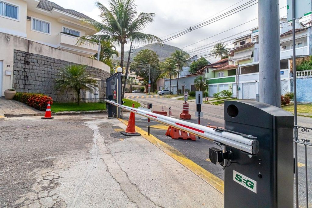 Jacarepaguá – Casa em Condomínio – 3 quartos – 241m² – R$1.090.000,00