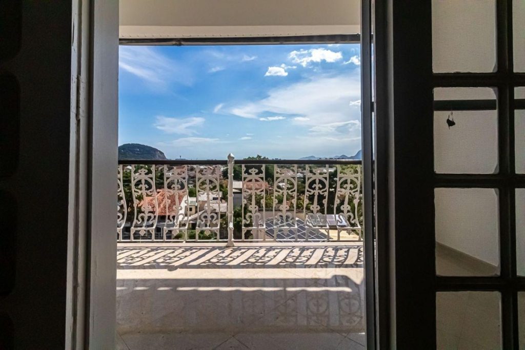 Jacarepaguá – Casa em Condomínio – 3 quartos – 241m² – R$1.090.000,00