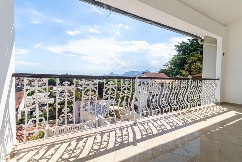 Jacarepaguá – Casa em Condomínio – 3 quartos – 241m² – R$1.090.000,00
