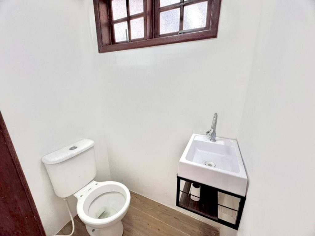 Vargem Grande – Casa duplex – 4 quartos – R$580.000,00