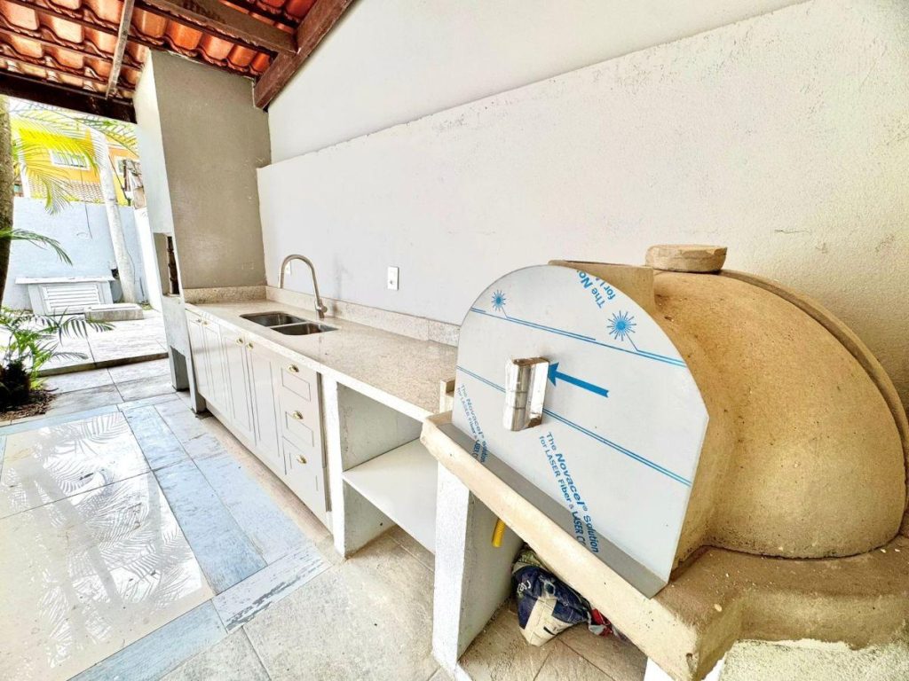 Vargem Grande – Casa duplex – 4 quartos – R$580.000,00