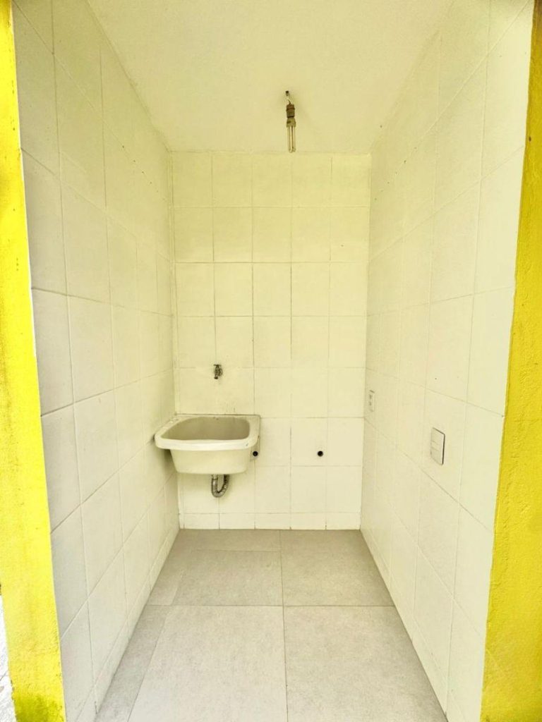 Vargem Grande – Casa duplex – 4 quartos – R$580.000,00