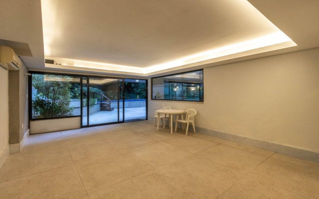 Leblon – Rua Aperana – 2 quartos – 79m²