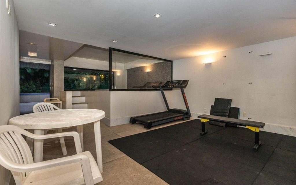 Leblon – Rua Aperana – 2 quartos – 79m²