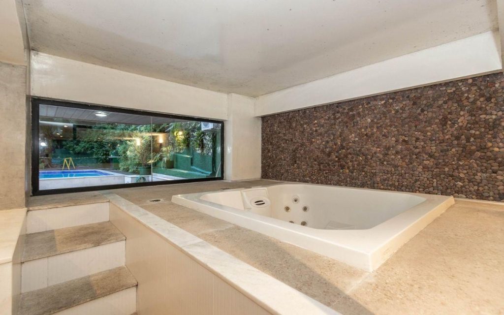 Leblon – Rua Aperana – 2 quartos – 79m²