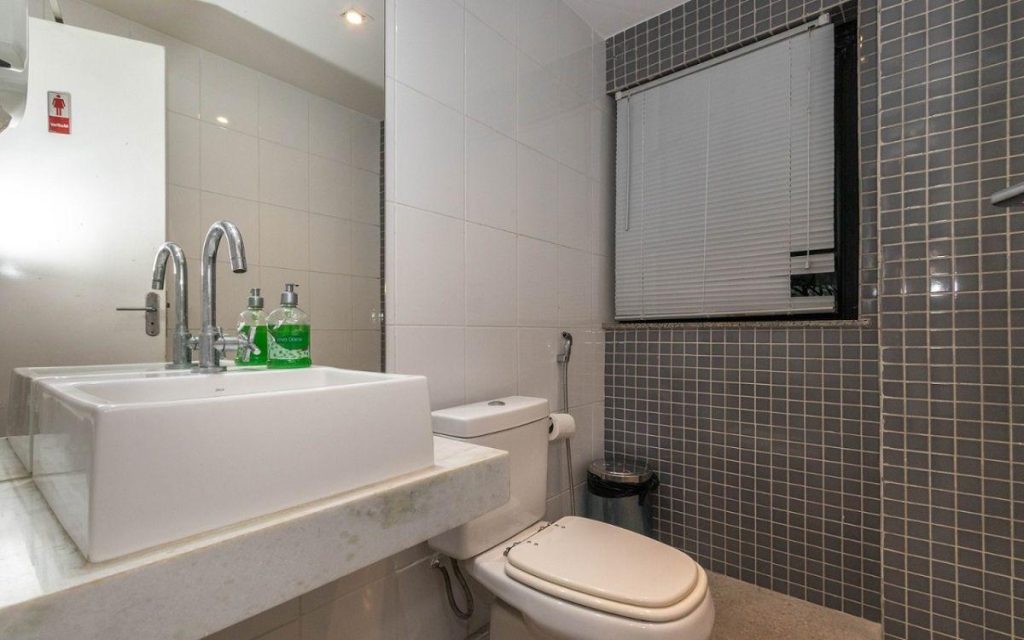Leblon – Rua Aperana – 2 quartos – 79m²