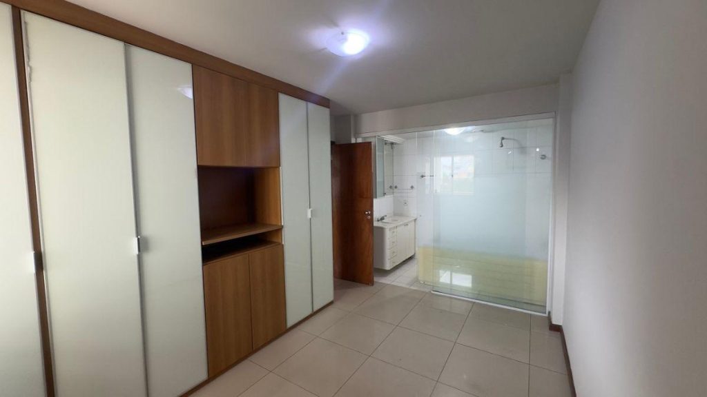 Tijuca – Cobertura – R. Visconde de Figueiredo – 3 quartos – 210m²