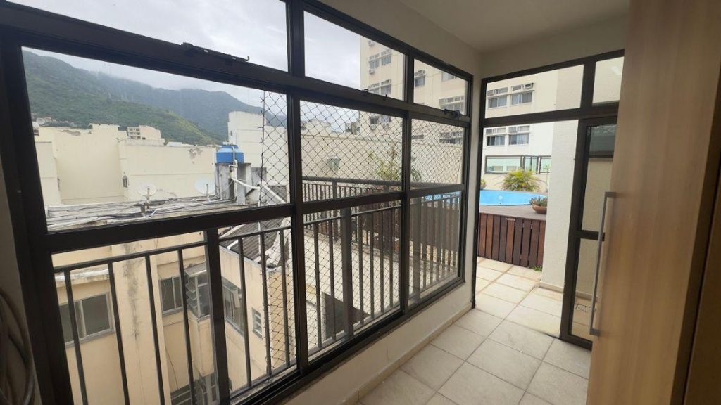 Tijuca – Cobertura – R. Visconde de Figueiredo – 3 quartos – 210m²