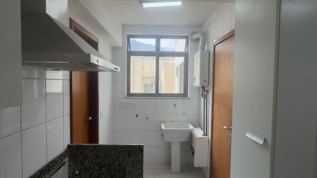 Tijuca – Cobertura – R. Visconde de Figueiredo – 3 quartos – 210m²