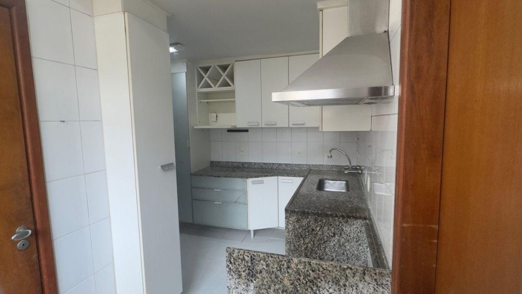 Tijuca – Cobertura – R. Visconde de Figueiredo – 3 quartos – 210m²