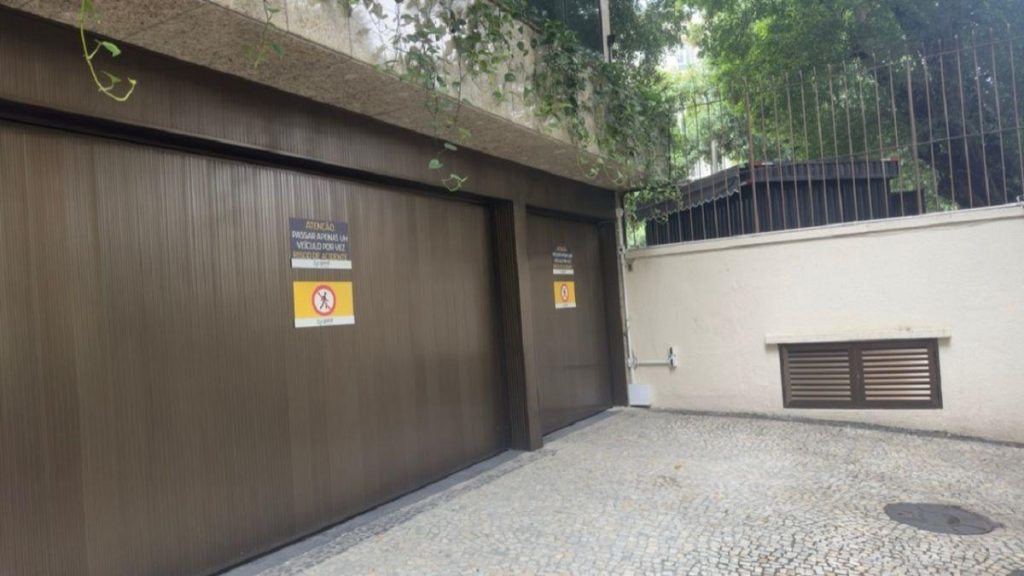Tijuca – Cobertura – R. Visconde de Figueiredo – 3 quartos – 210m²