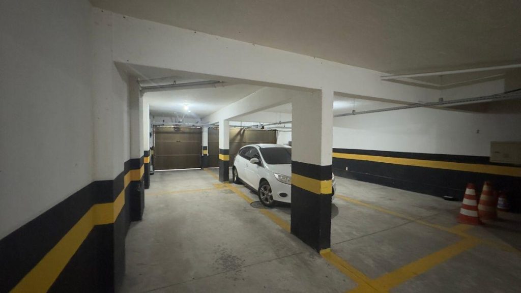 Tijuca – Cobertura – R. Visconde de Figueiredo – 3 quartos – 210m²