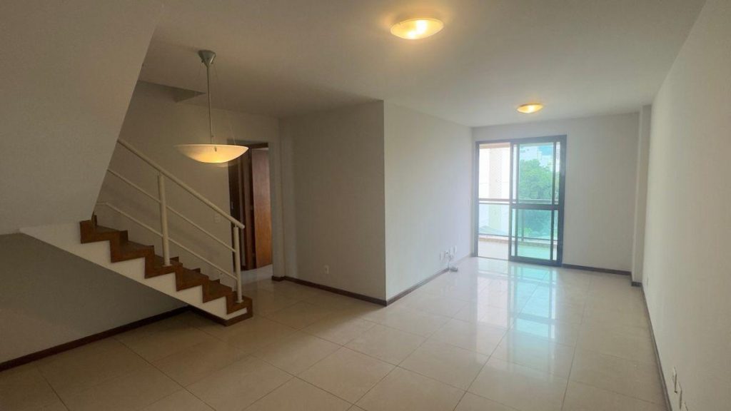 Tijuca – Cobertura – R. Visconde de Figueiredo – 3 quartos – 210m²