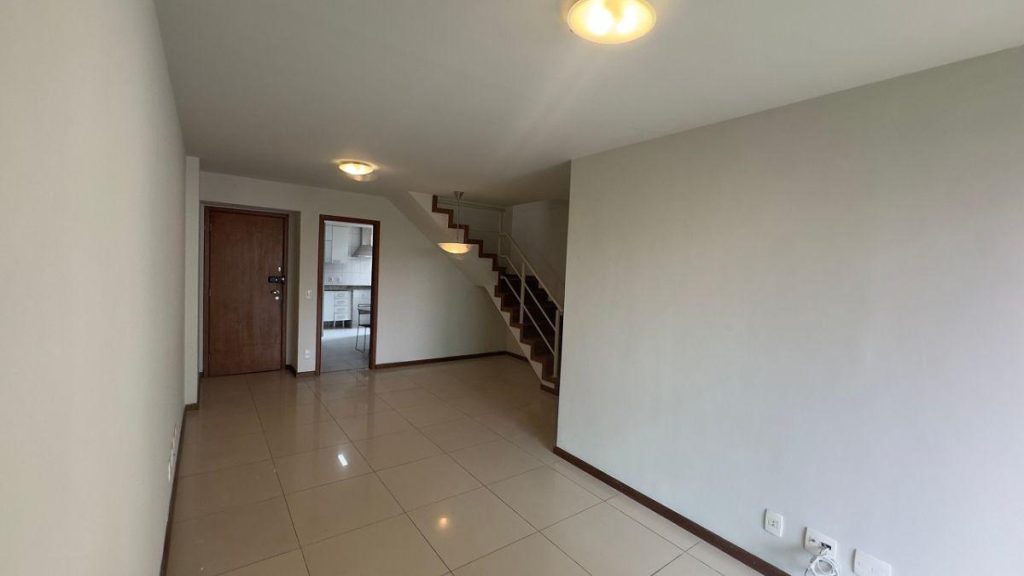 Tijuca – Cobertura – R. Visconde de Figueiredo – 3 quartos – 210m²