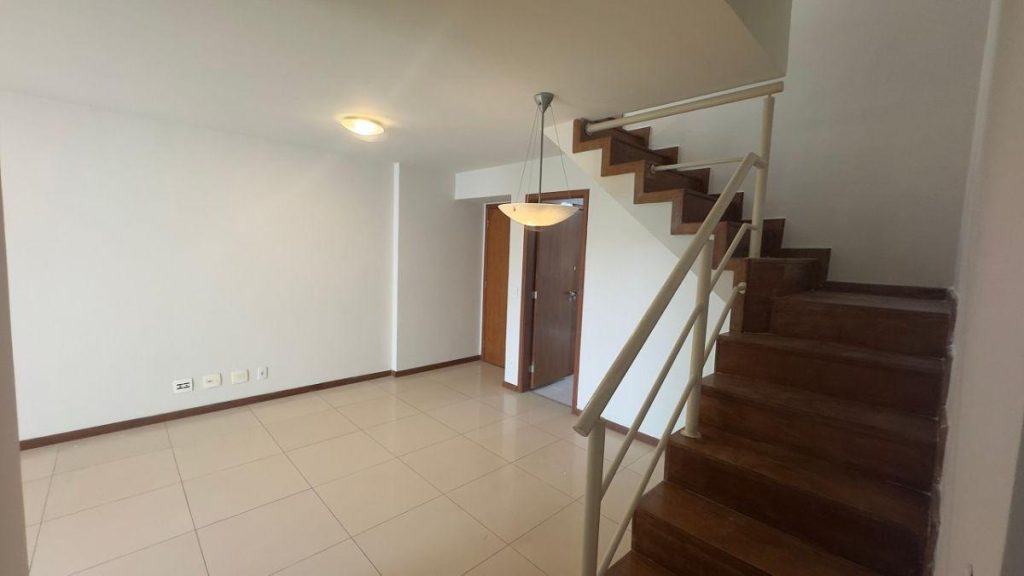 Tijuca – Cobertura – R. Visconde de Figueiredo – 3 quartos – 210m²