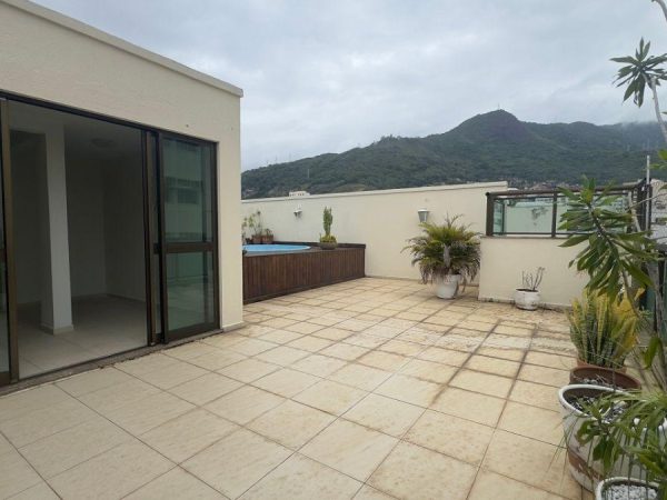 Tijuca – Cobertura – R. Visconde de Figueiredo – 3 quartos – 210m²