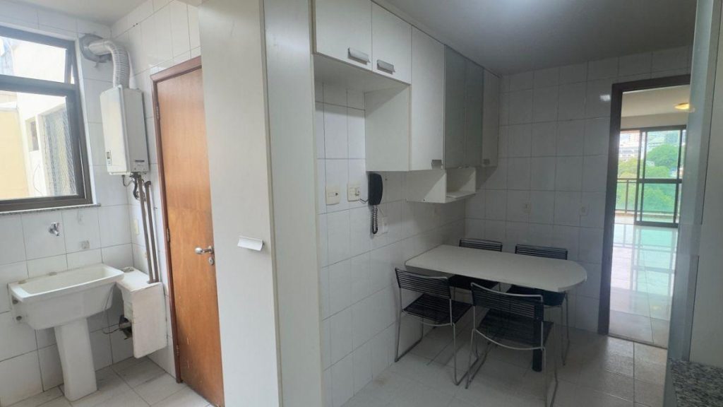 Tijuca – Cobertura – R. Visconde de Figueiredo – 3 quartos – 210m²