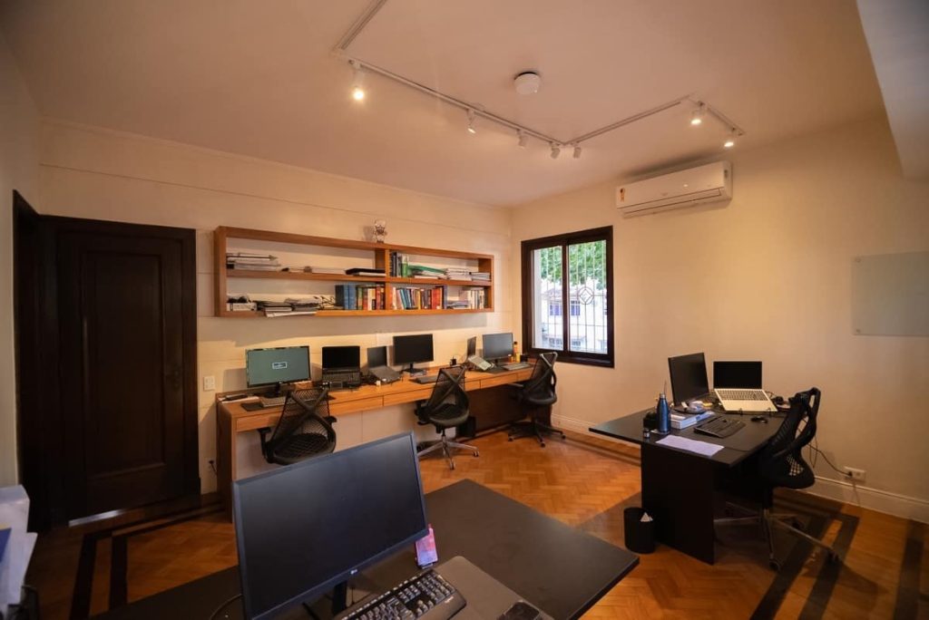 Urca – Casa dos anos 30 – 3 quartos – 260 m² – R$3.199.000,00