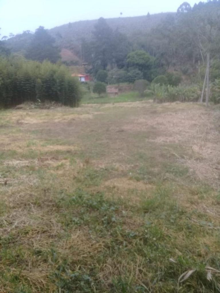 Vale das Videiras – Petrópolis – 2 Lotes – 4.050 m² – R$250.000,00