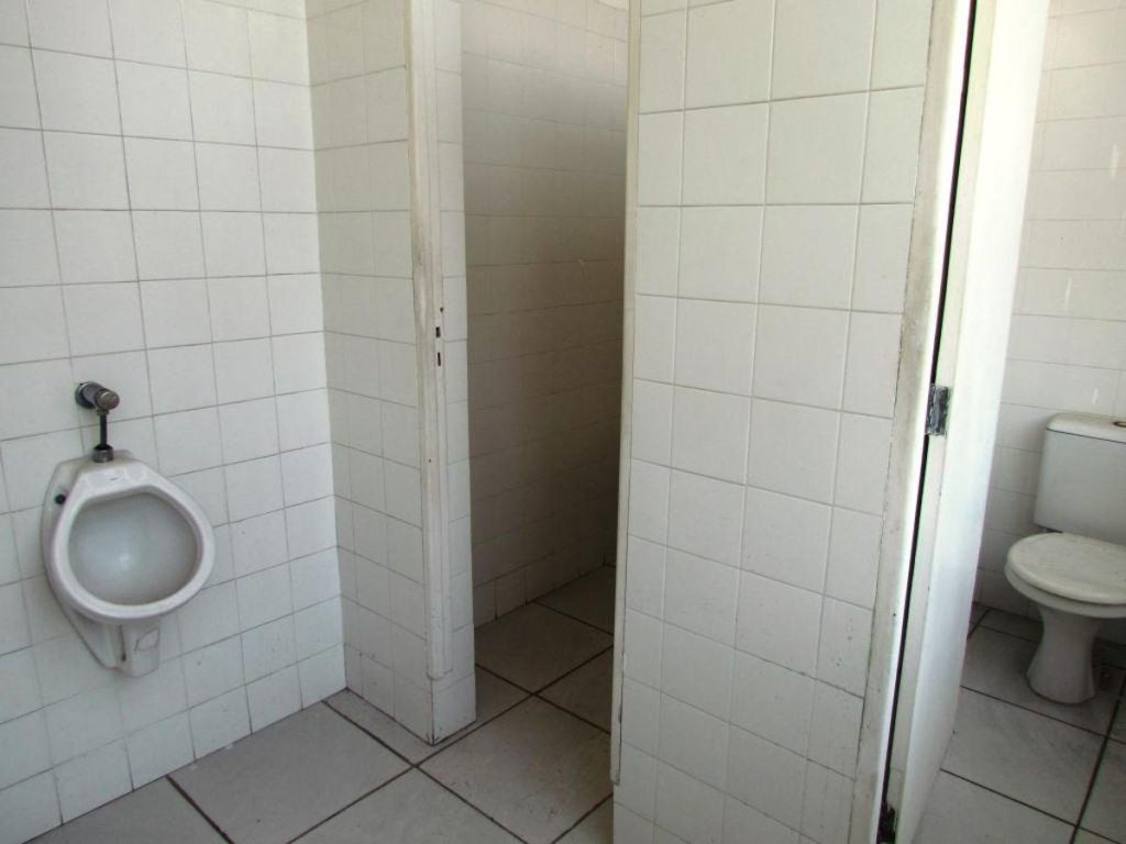 Galpão – São Cristóvão – Rua Melo e Souza – 780 m² – R$40.000,00