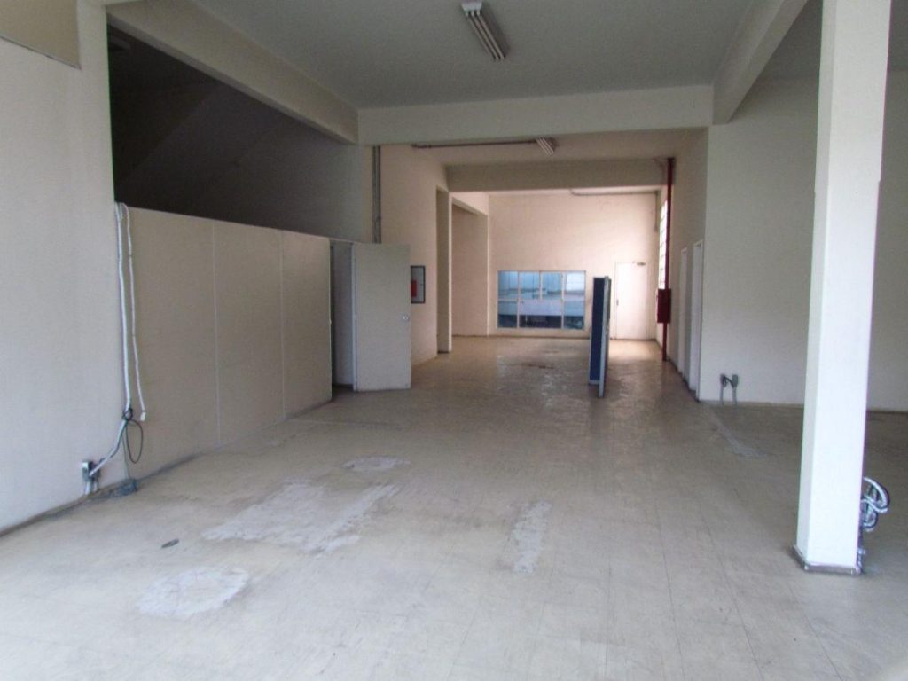 Galpão – São Cristóvão – Rua Melo e Souza – 780 m² – R$40.000,00