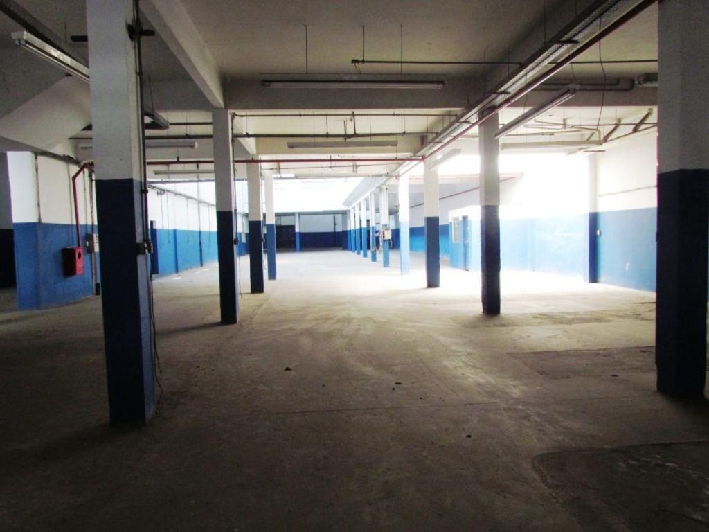Galpão – São Cristóvão – Rua Melo e Souza – 780 m² – R$40.000,00