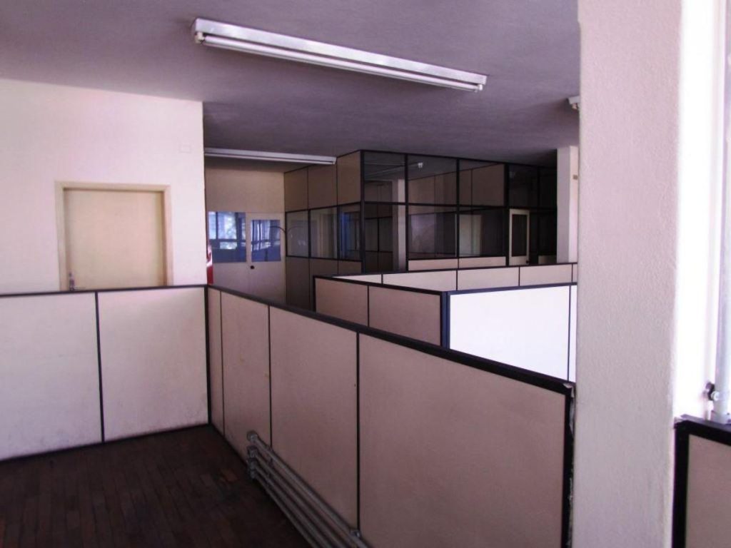 Galpão – São Cristóvão – Rua Melo e Souza – 3.373 m² – R$75.000,00