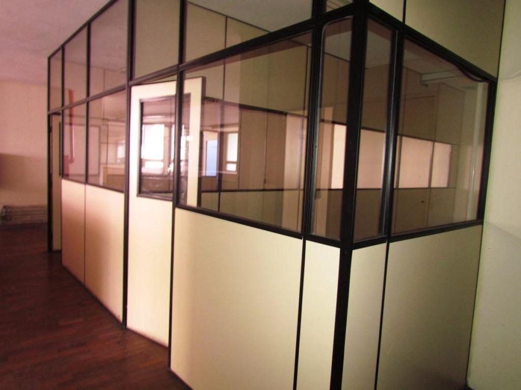 Galpão – São Cristóvão – Rua Melo e Souza – 3.373 m² – R$75.000,00