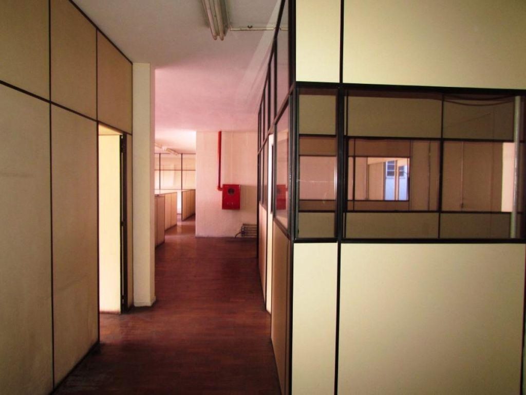 Galpão – São Cristóvão – Rua Melo e Souza – 3.373 m² – R$75.000,00