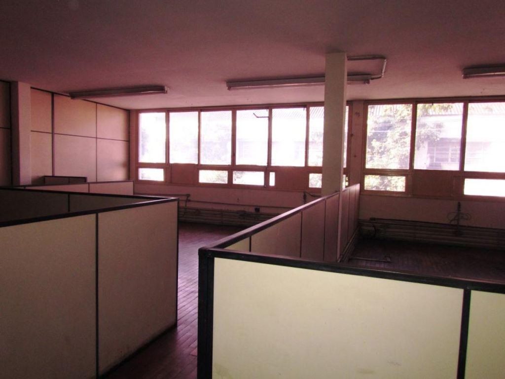 Galpão – São Cristóvão – Rua Melo e Souza – 3.373 m² – R$75.000,00