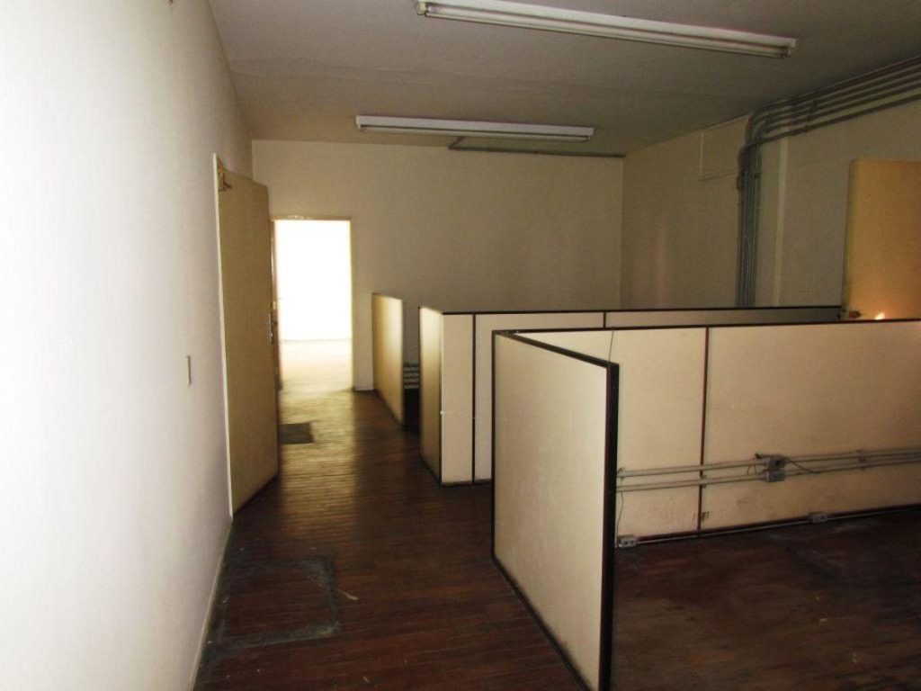 Galpão – São Cristóvão – Rua Melo e Souza – 3.373 m² – R$75.000,00