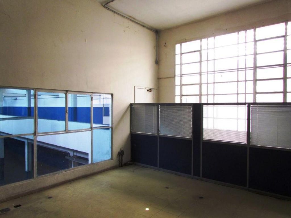Galpões – São Cristóvão – Rua Melo e Souza 96 – 4.453,50 m² – R$30.000.000,00