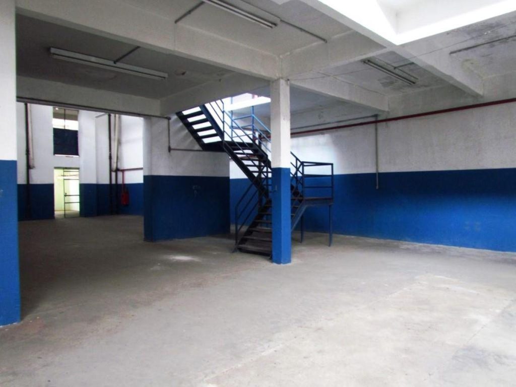 Galpões – São Cristóvão – Rua Melo e Souza 96 – 4.453,50 m² – R$30.000.000,00